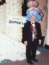 Bruce in Big Hat at IBAC_0.jpg
